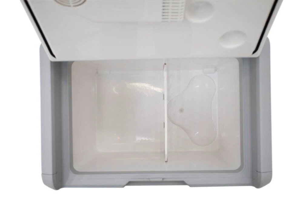 Vango E-Pinnacle 40L Coolbox 8 Vango E-Pinnacle 40L Coolbox - Image 8