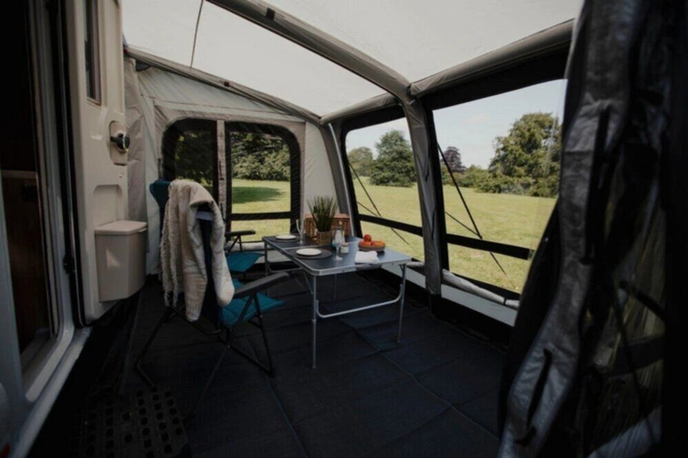 Vango Airbeam Vango Balletto Air 330 Elements Shield Caravan Awning (2023) 5 Vango Airbeam Vango Balletto Air 330 Elements Shield Caravan Awning (2023) - Image 5